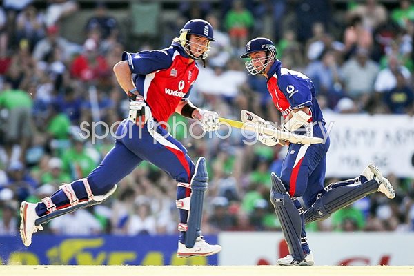Kevin Pietersen and Michael Vaughan