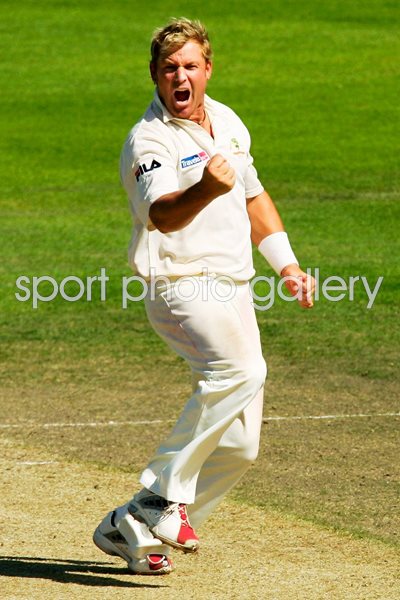 Shane Warne celebrates 
