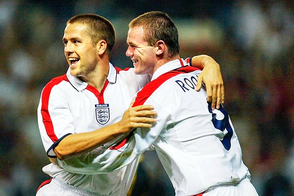 Michael Owen and Wayne Rooney