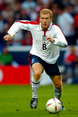 Paul Scholes in action