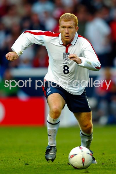 Paul Scholes in action