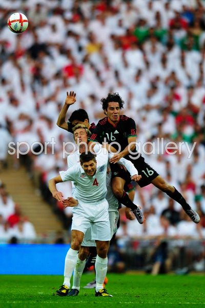 Peter Crouch Steven Gerrard England 2010