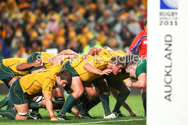 Australia scrum v Ireland World Cup 2011