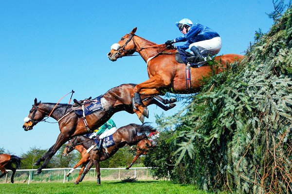 Gunner Welburn Grand National 2003