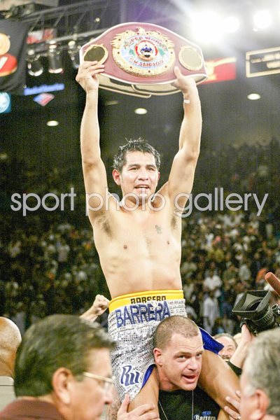Marco Antonio Barrera celebrates