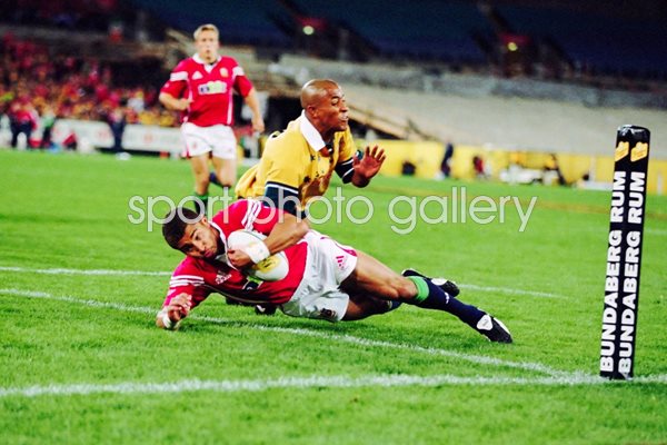 Jason Robinson British Lions scores v Australia Sydney 2001