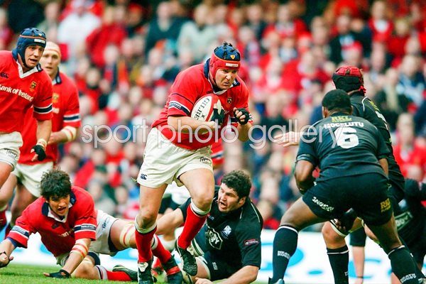 Anthony Foley, the Munster number 8 storms forward