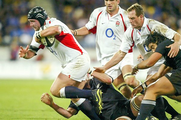 Phil Vickery charges forward 