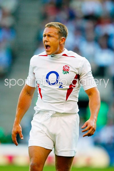 Jonny Wilkinson issues instructions