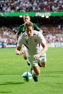 Will Greenwood touches down