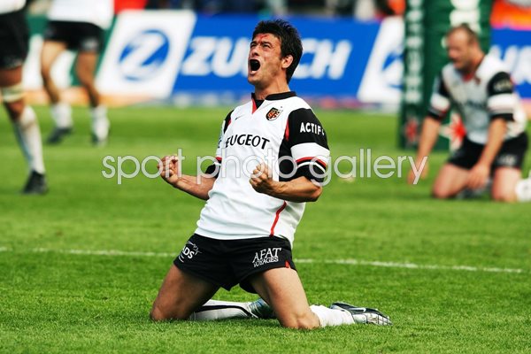 Xavier Garbajosa of Toulouse celebrates 