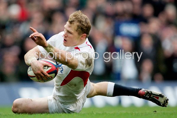 Josh Lewsey scores