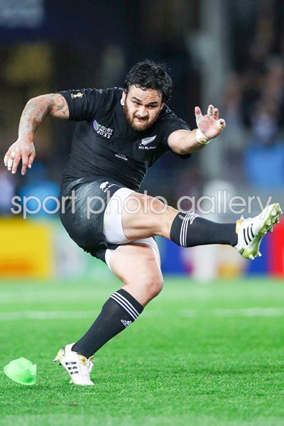 Piri Weepu New Zealand v Argentina 1/4 Final