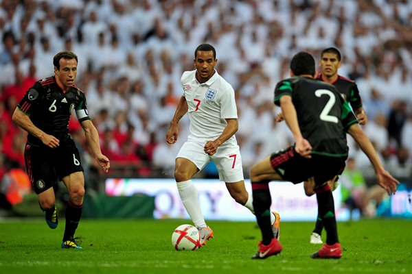 Theo Walcott England v Mexico 2010