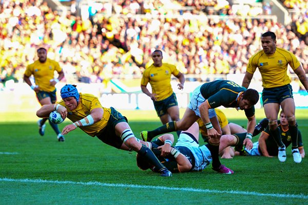 James Horwill scores Australia v South Africa