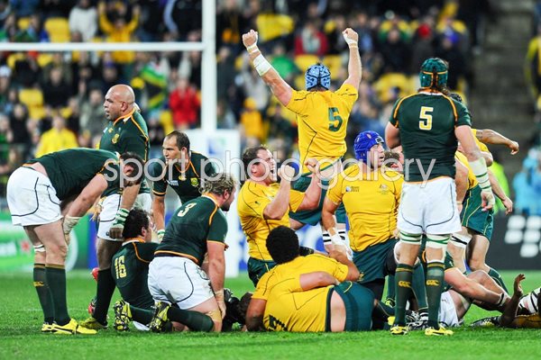 Australia beat South Africa 1/4 Final