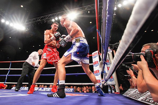 Nathan Cleverly v Tony Bellew Echo Arena 2011