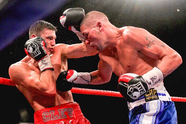 Nathan Cleverly v Tony Bellew Echo Arena 2011