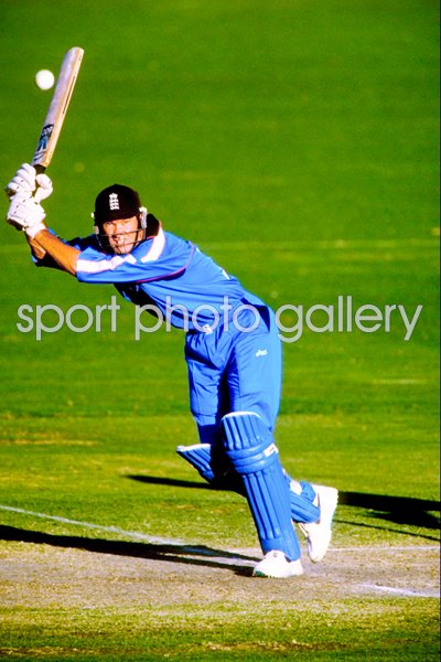 Carlton & United Graeme Hick