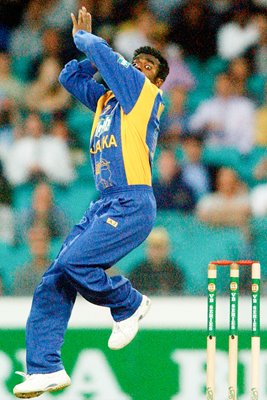 Muttiah Muralitharan in action