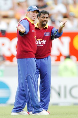 Shane Warne and Muttiah Muralitharan 