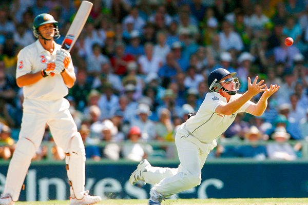 Ian Bell catches Adam Gilchrist - Ashes 2006