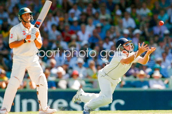 Ian Bell catches Adam Gilchrist - Ashes 2006
