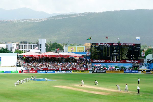 Steve Harmison bowls with 8 slips