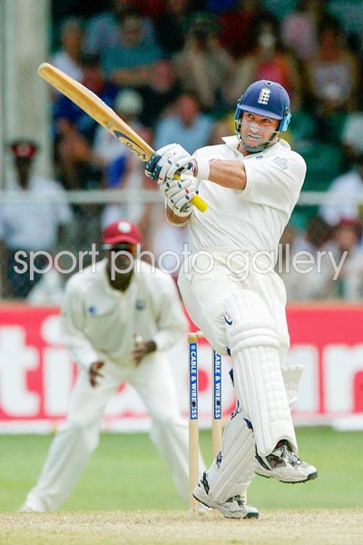 Graham Thorpe in action