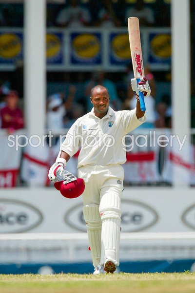Brian Lara reaches 400