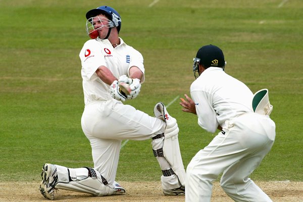 Andrew Strauss takes it on the chin