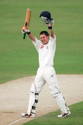 Geraint Jones celebrates century