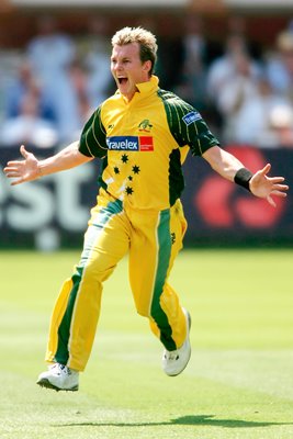 Brett Lee celebrates