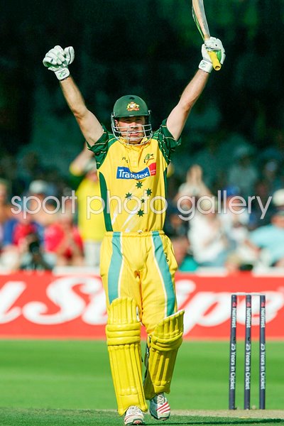 Ricky Ponting celebrates 