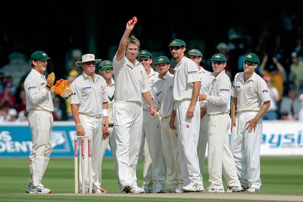 Glenn McGrath and team mates 