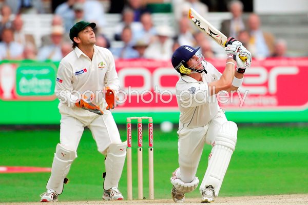 Kevin Pietersen attacks