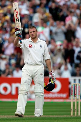 Andrew Flintoff acknowledges crowd