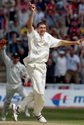 Stephen Harmison claims Kasprowicz wicket