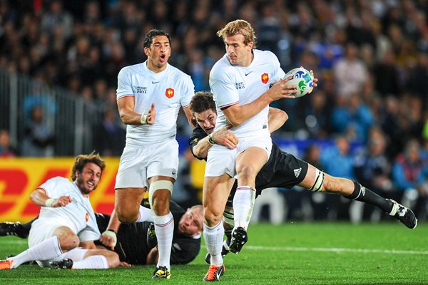 Richie McCaw flying tackle on Rougerie