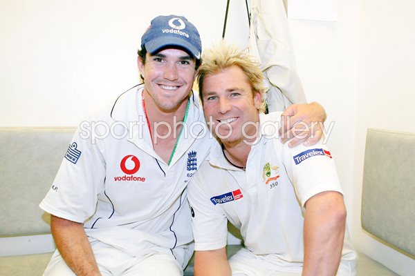Shane Warne and Kevin Pietersen Oval Ashes 2005