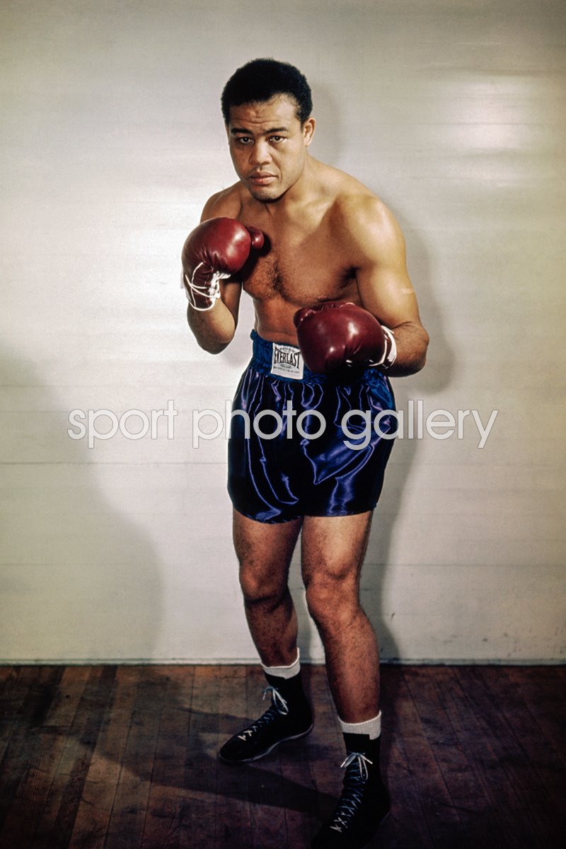 Boxer Joe Louis Wearing Boxing Gloves Photograph by Bettmann - Pixels