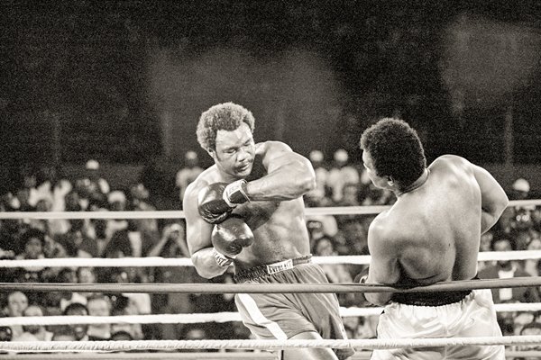Muhammad Ali knocks out George Foreman 1974