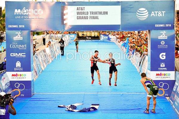  Brownlee Brothers in Arms Cozumel Mexico 2016