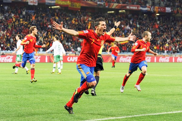 David Villa celebrates - Spain v Portugal