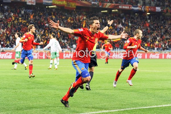 David Villa celebrates - Spain v Portugal