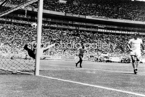 Banks Save World Cup 1970