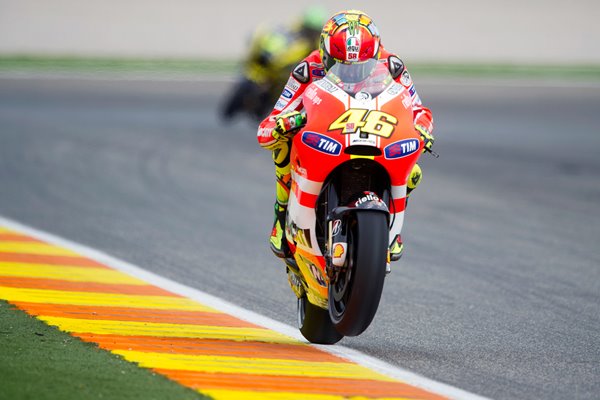 Valentino Rossi Wheelie Valencia GP 2011 