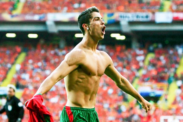 Ronaldo celebrates Euro 2004