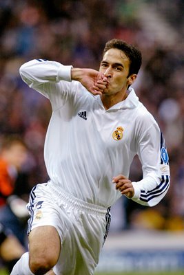Raul of Real Madrid celebrates