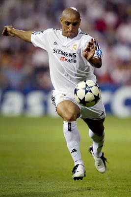 Roberto Carlos in action